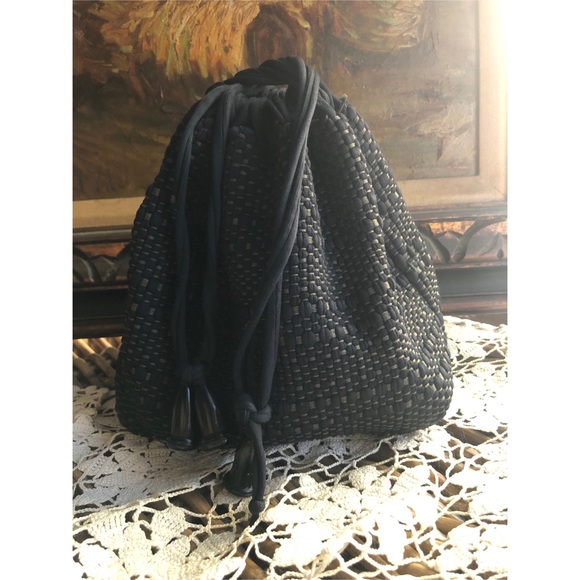 Handbags - Knitted Bucket Bag